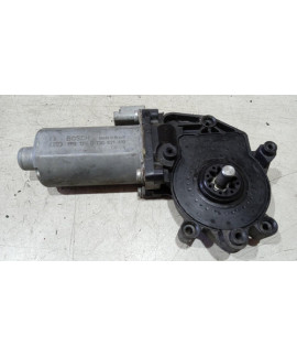 Motor Vidro Traseiro Direito Citroen C3 2004 130821410