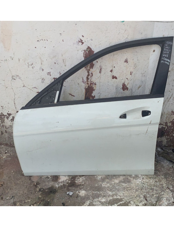 Porta Dianteira Esquerda Mercedes C180 2009 - 2011