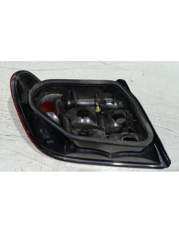 Lanterna Direita Xsara Hatch 1999 2000 2001