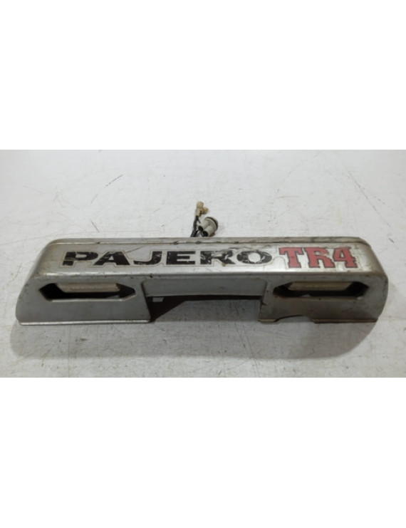 Moldura Luz De Placa Pajero Tr4 2007