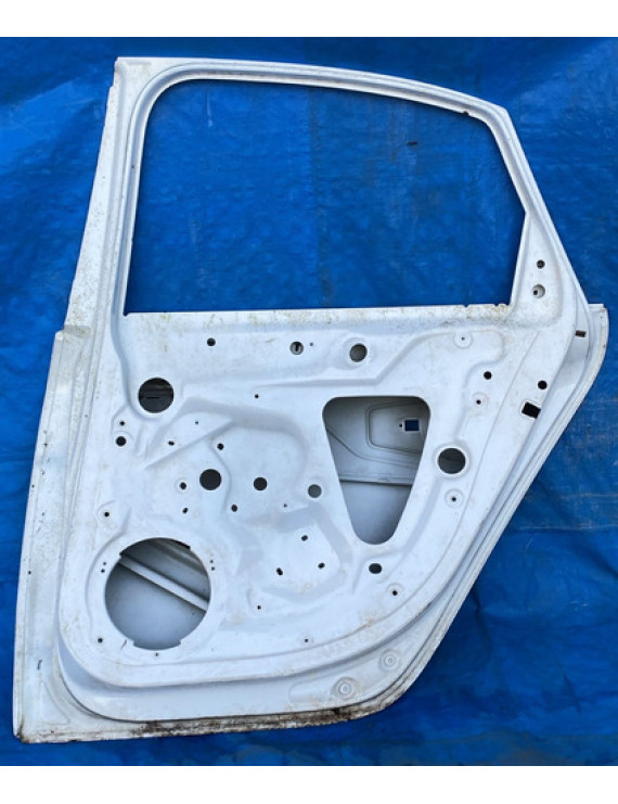 Porta Traseira Direita Audi A4 2009 A 2015 / Detalhe 