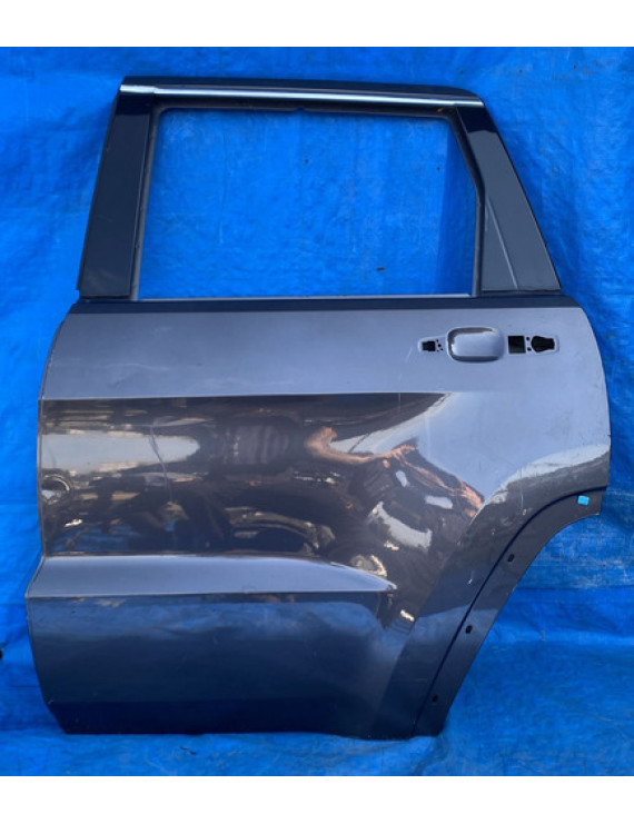 Porta Traseira Esquerda Grand Cherokee 2011 A 2016 Detalhe