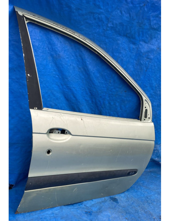 Porta Dianteira Direita Renault Scenic 2001 A 2009