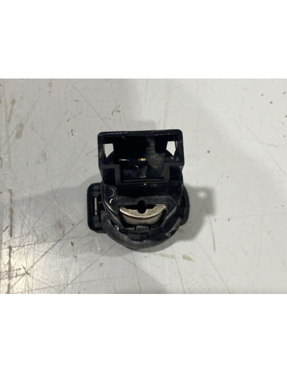 Tomada 12v Porta Malas Peugeot 3008 2016 2017 2018 2019 2020