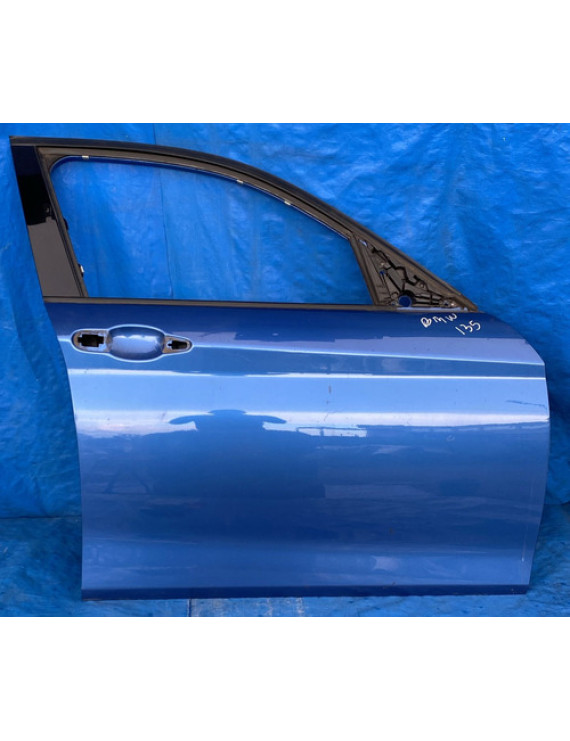 Porta Dianteira Direita Bmw 135 2015 