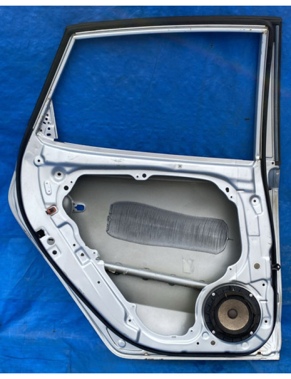 Porta Traseira Esquerda Hyundai I30 2008 A 2012 / Recuperar