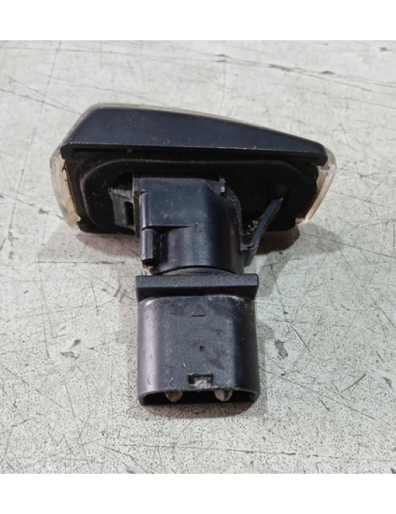 Pisca Paralama Direito Volvo V40 V70 2001 2002 6r0142631