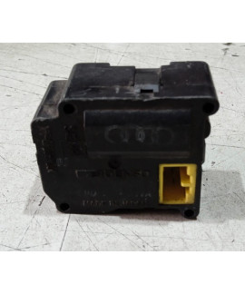 Atuador Ar Condicionador Audi A8 2000 - 2002 / 4d0820511a