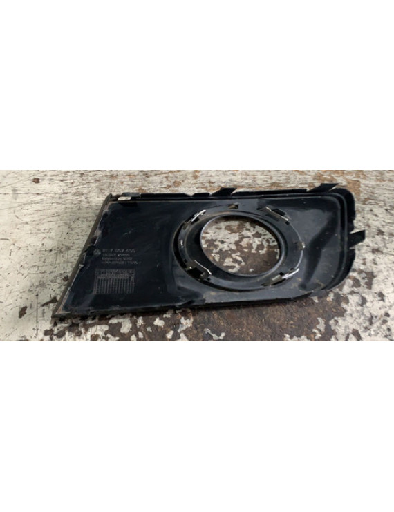 Moldura Farol Milha Lado Direito Amarok 2010 - 2016