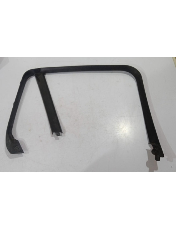 Moldura Arco Da Porta Traseira Esquerda Bmw X1 2011 2012