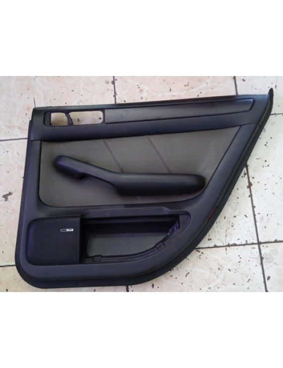 Forro De Porta Traseira Direita Audi A6 Allroad 2001 2002