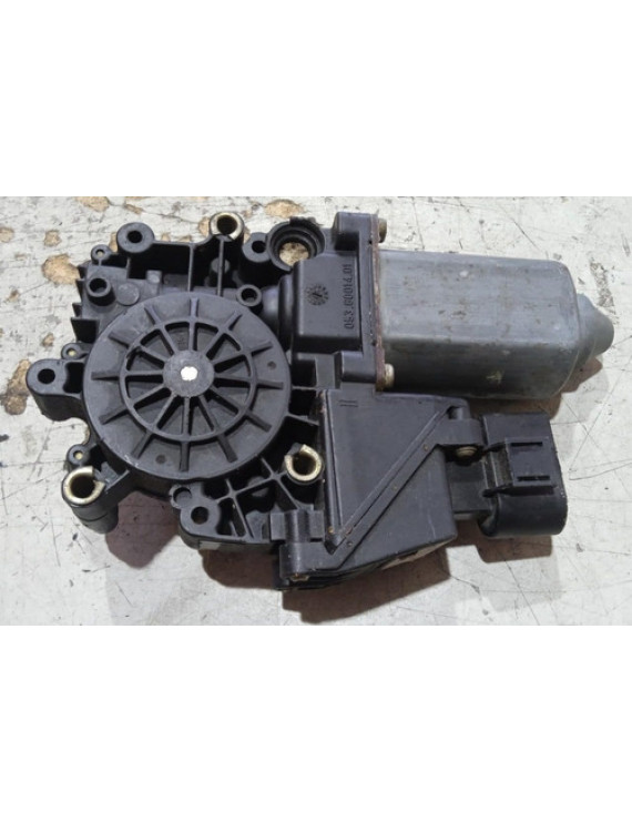 Motor Vidro Elétrico Dianteiro Direito Audi A4 1994 - 1999