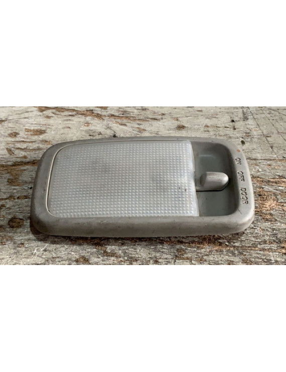 Luz Cortesia Hilux 2006 - 2012