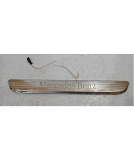 Soleira Dianteira Direita Mercedes C180 C200 E300 2020 