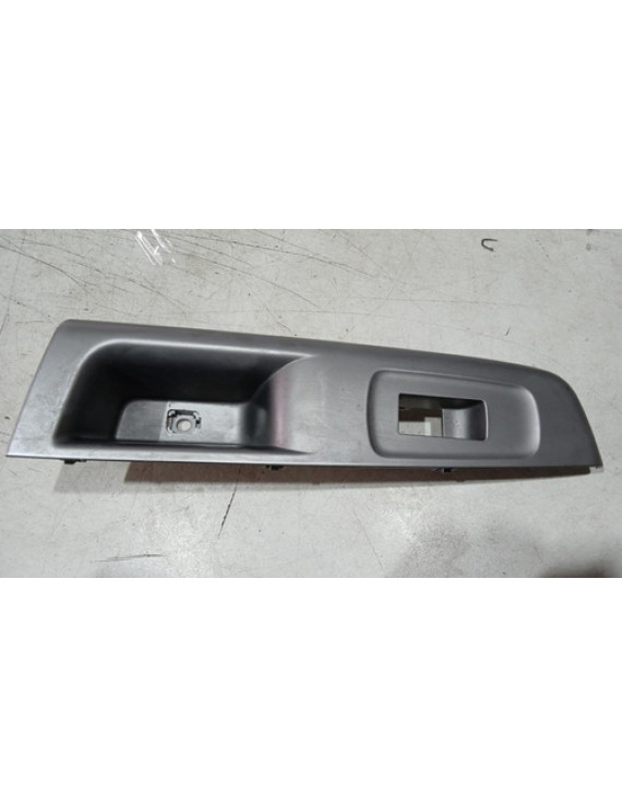 Moldura Comando Vidro Traseiro Direito Subaru Forester 2010