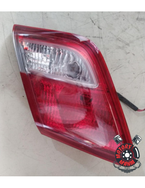 Lanterna Esquerda Porta Malas Camry 2007 - 2011