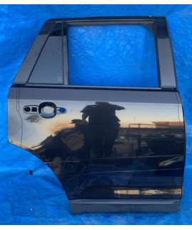 Porta Traseira Direita Ford Edge 2009 A 2014 / Detalhe