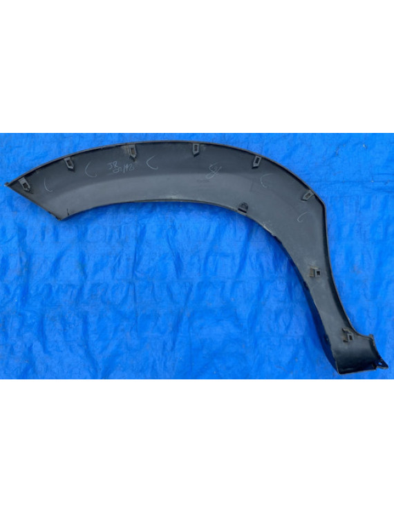 Moldura Paralama Dianteiro Direito Hilux 2012 - 2015 