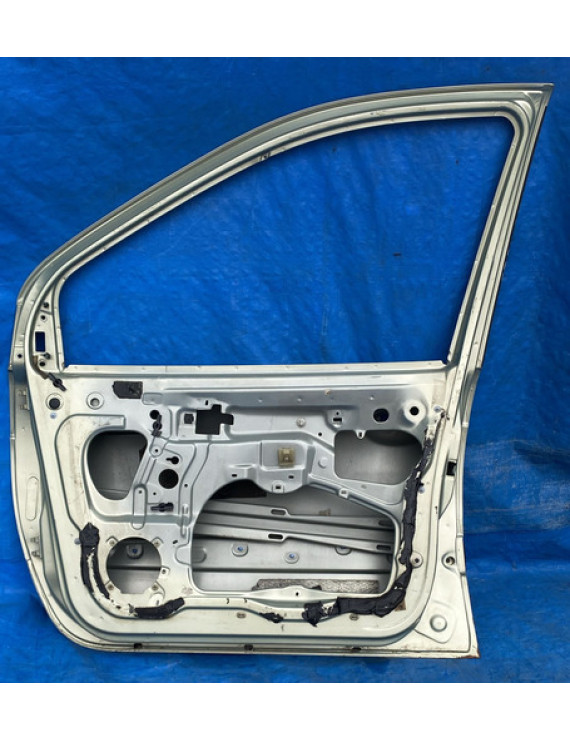 Porta Dianteira Direita Renault Scenic 2001 A 2009