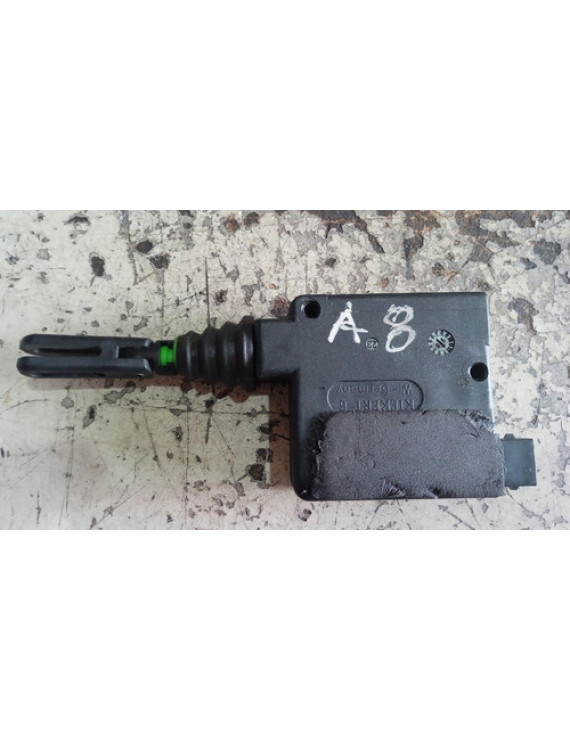 . Atuador Trava Porta Malas Audi A8 1995 - 1998