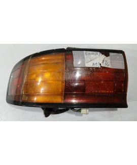 Lanterna Esquerda Camry 1992 1993 1994 / Detalhe