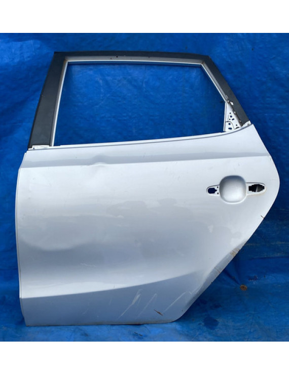 Porta Traseira Esquerda Hyundai I30 2008 A 2012 / Recuperar