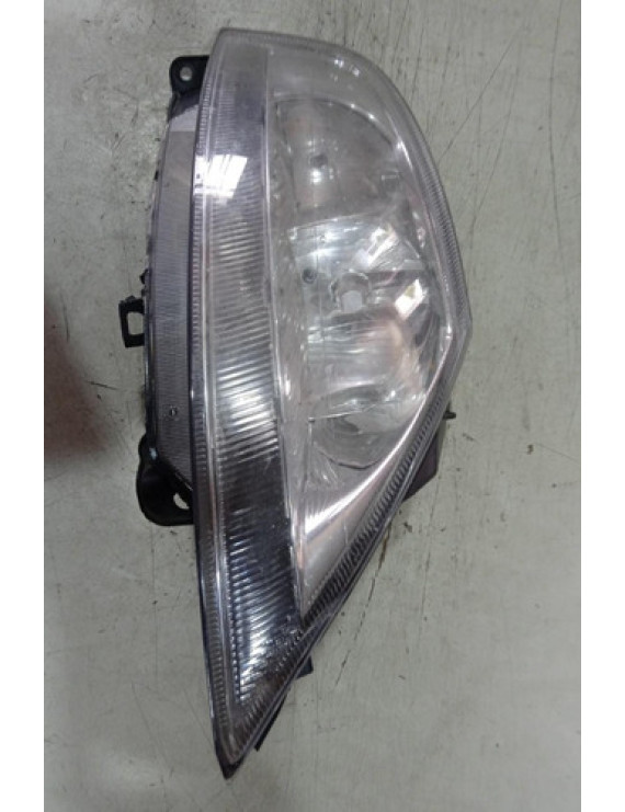 Farol Direito Citroen C3 2004 - 2010 / Avaria