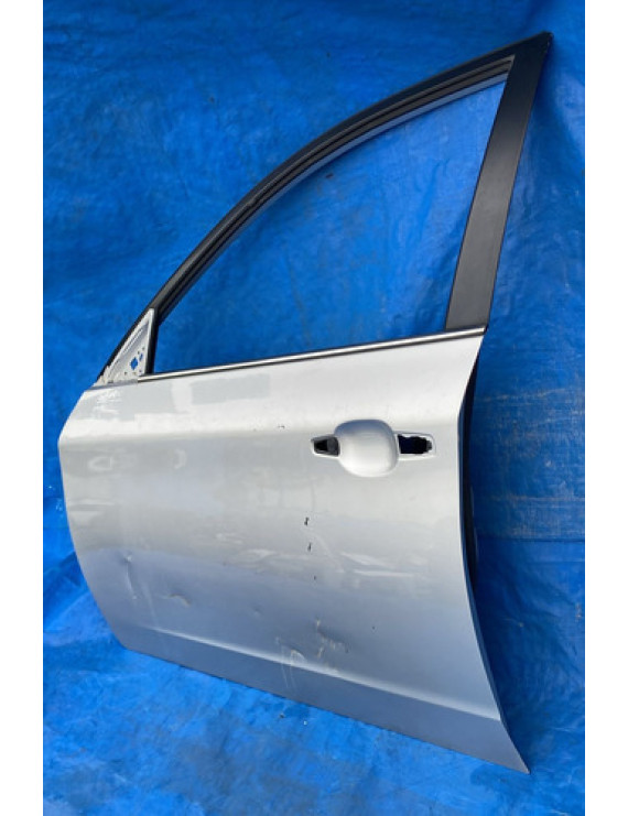 Porta Dianteira Esquerda Subaru Impreza 2009 2010 / Detalhe