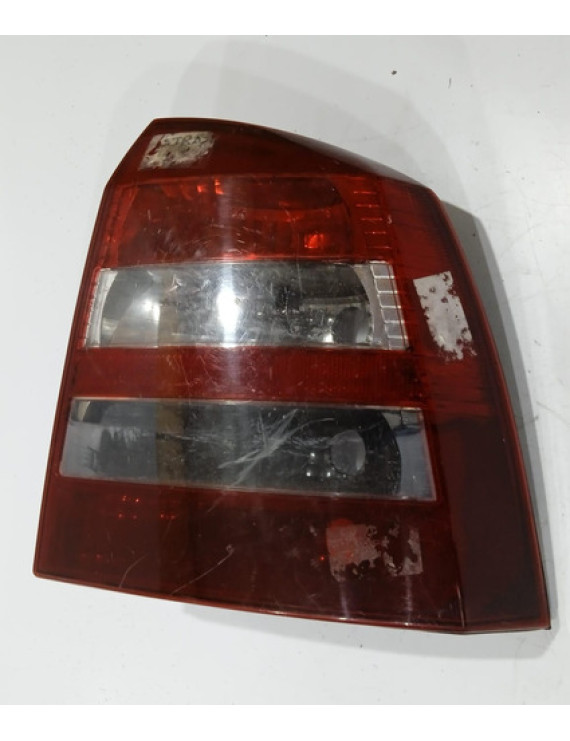 Lanterna Direita Astra Hatch 2005  