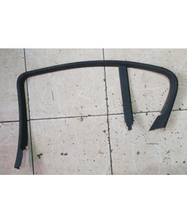 Moldura Interna Porta Traseira Direita Bmw 318 320 2010