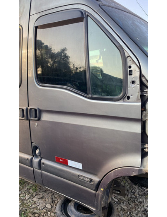 Porta Dianteira Direita Renault Master Bus 2008 - 2012