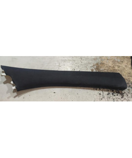 Moldura Interna Parabrisa Direita Mb Cl200 2008 A2036903025