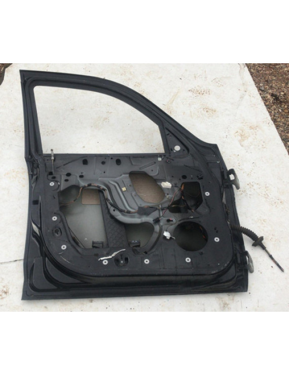 Porta Dianteira Esquerda Pt Cruiser 2004 - 2008 / Detalhe