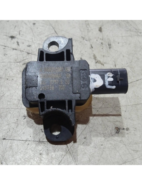 Sensor Impacto Lateral Mercedes Gla 200 1.6 2015/a1668210351