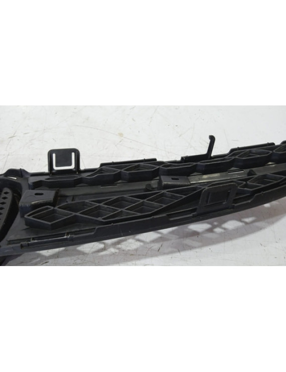 Grade Parachoque Dianteiro Honda Fit 2003 - 2008 / Detalhe