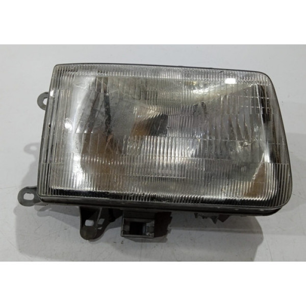 Farol Esquerdo Hilux 1992 1993 1994 1995 / Detalhe