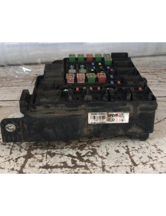 Caixa De Fusível Hyundai I30 2.0 16v 2011 / 91950-1h031