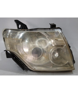 Farol Direito Pajero Full 2007 - 2015 / Avaria