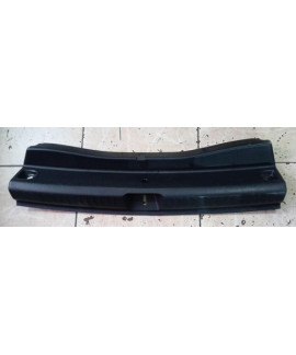 Soleira Do Porta Malas Mercedes Gla200 2014-2018 A1566900041