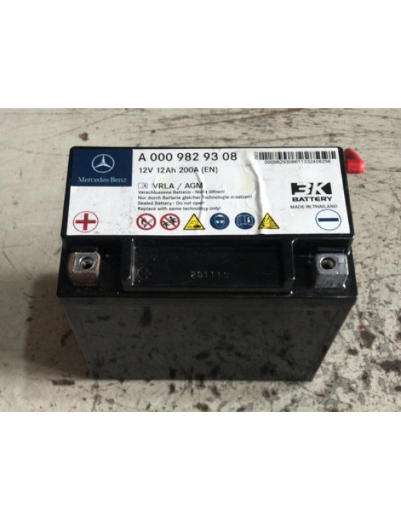 Bateria Auxiliar Mercedes Benz E250 2014