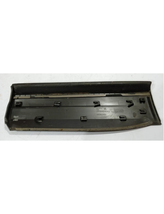 Moldura Da Porta Traseira Esquerda Tiguan 2009 - 2012