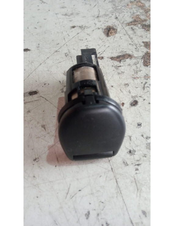 Tomada Plug Duster 2014