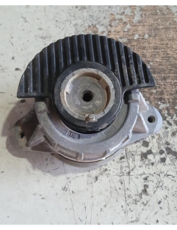 Coxim Do Motor Mercedes C300 2.0 2018