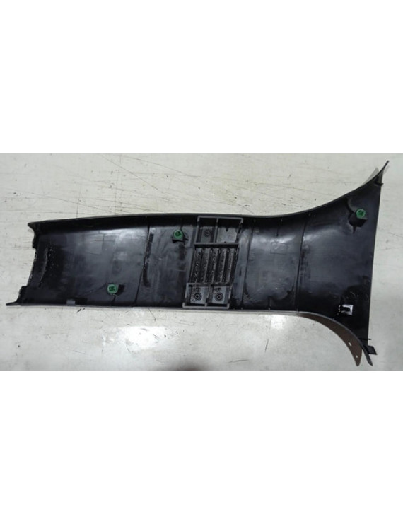 Moldura Lateral Inferior Direita Subaru Forester 2010