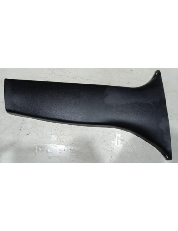 Moldura Lateral Inferior Direita Subaru Forester 2010