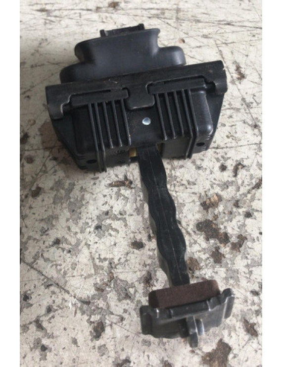 Limitador De Porta Dianteira Esquerda Bmw X6 2007 - 2013