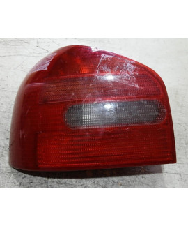 Lanterna Traseira Esquerda Audi A3 2001 - 2006