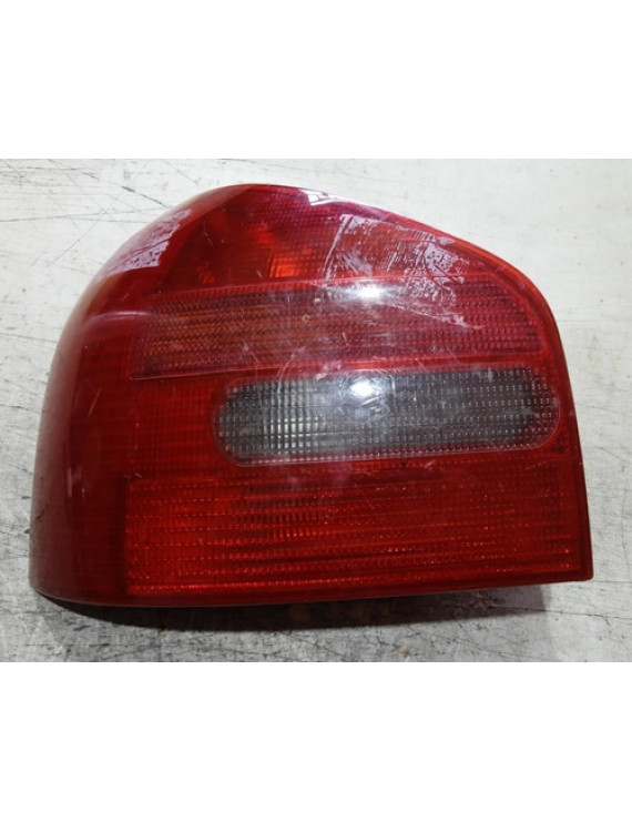 Lanterna Traseira Esquerda Audi A3 2001 - 2006