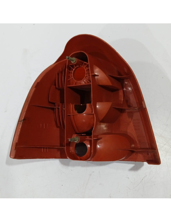 Lanterna Direita Renault Twingo 1993 - 2012 / Detalhe