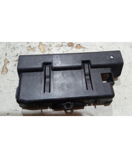 Tampa Bateria Auxiliar Mercedes Gla 200 2014 2015 2016